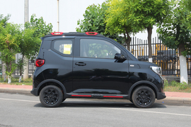2022款五菱宏光MINIEV