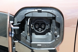 2022款一汽丰田bZ4X