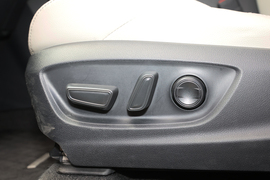 2022款一汽丰田bZ4X