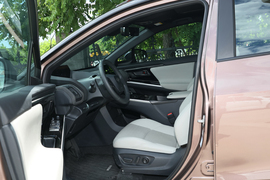 2022款一汽丰田bZ4X