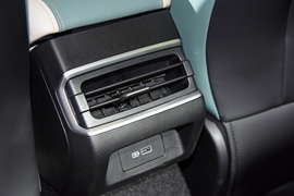 2022款吉利帝豪L