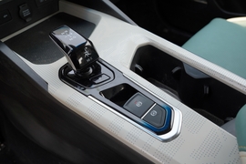 2022款吉利帝豪L