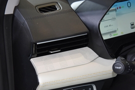 2022款吉利帝豪L