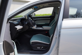 2022款吉利帝豪L