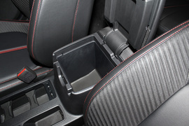 2022款福特福克斯三厢