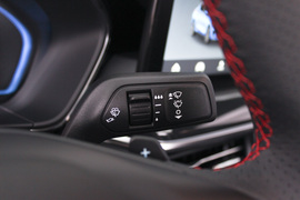 2022款福特福克斯三厢