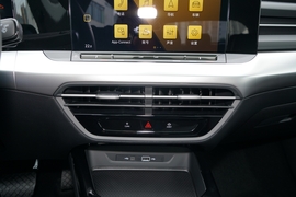 2022款大众凌渡L