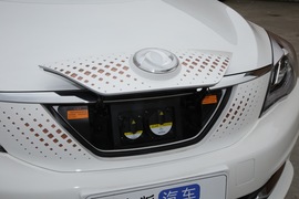 2022款东风风神E70