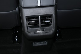 2022款东风风神E70