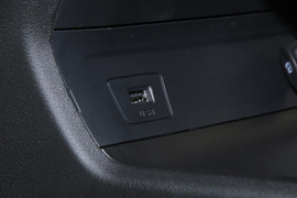 2022款东风风神E70