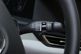 2022款东风风神E70