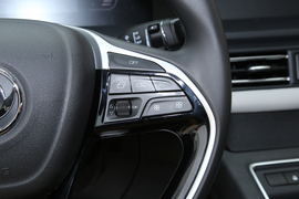 2022款东风风神E70