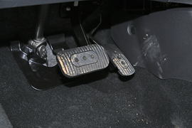 2022款东风风神E70