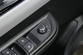 2022款东风风神E70