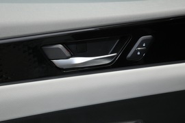 2022款东风风神E70