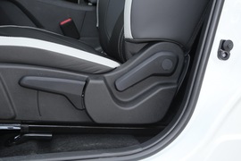 2022款东风风神E70