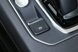 2022款东风风神E70