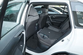 2022款丰田RAV4荣放