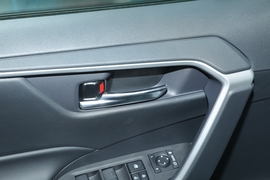 2022款丰田RAV4荣放