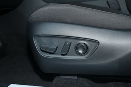 2022款丰田RAV4荣放