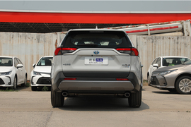   2022款丰田RAV4荣放 双擎 2.5L CVT两驱精英版