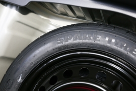 2022款丰田凯美瑞