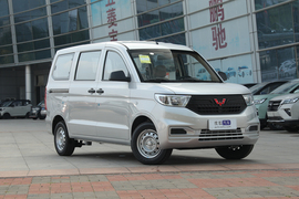 2022款五菱宏光V