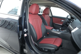 2022款宝马325Li