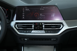 2022款宝马325Li