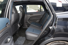 2022款福特领睿EcoBoost