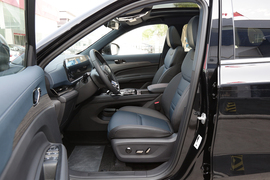 2022款福特领睿EcoBoost