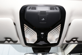 2022款宝马330Li