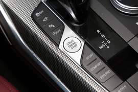 2022款宝马330Li