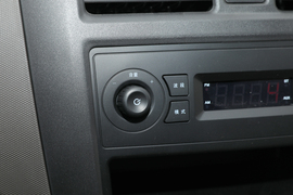 2022款五菱荣光S