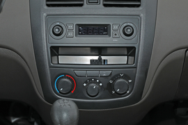 2022款五菱荣光S