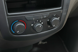 2022款五菱荣光S