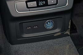 2022款奥迪Q5L