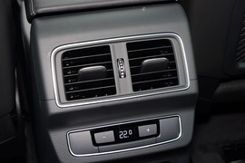 2022款奥迪Q5L