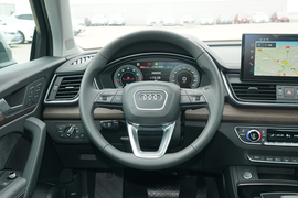 2022款奥迪Q5L