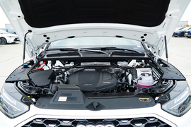 2022款奥迪Q5L