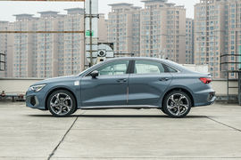   2022款奥迪A3L Limousine 35 TFSI RS套件燃速型