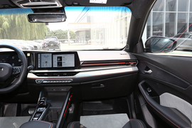 2022款吉利缤瑞COOL