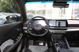 2022款吉利缤瑞COOL