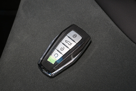 2022款吉利缤瑞COOL