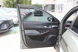 2022款吉利缤瑞COOL