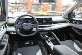 2022款吉利缤越COOL