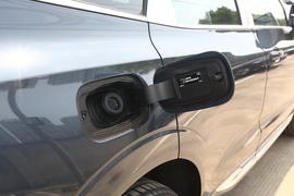 2023款沃尔沃XC60
