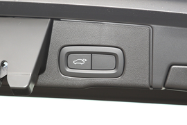 2023款沃尔沃XC60