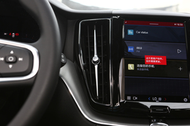 2023款沃尔沃XC60