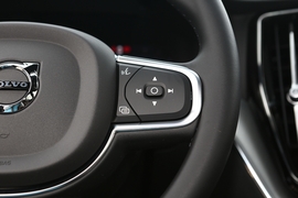 2023款沃尔沃XC60